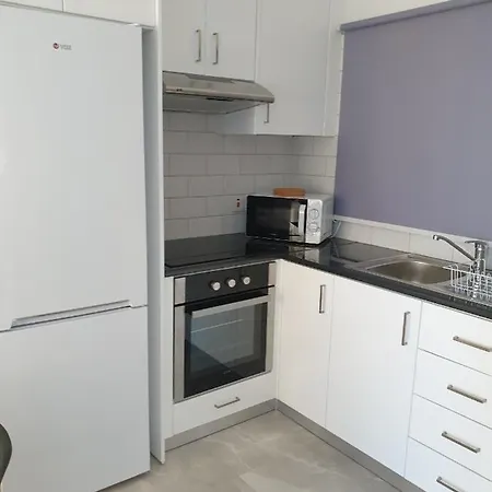Ikaria Village Maisonette 12 아파트 파포스